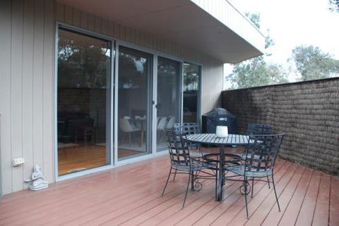 SURF Side SECRET INVERLOCH - Accommodation in Bendigo 4