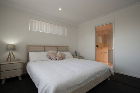 Underwood Road 62 - Accommodation in Bendigo 4
