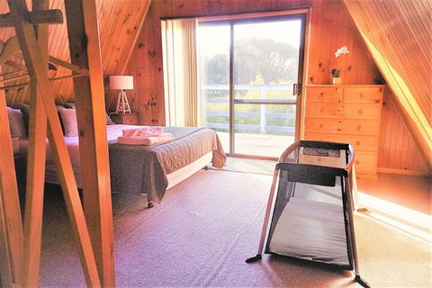 Seagrass Chalet - Accommodation in Bendigo 4