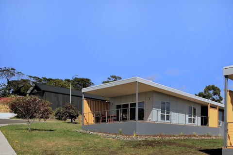 Archella 2 - Beautifully Appointed, Close To Golf Course & Play Ground - Accommodation in Bendigo 0