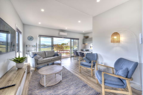 Archella 2 - Beautifully Appointed, Close To Golf Course & Play Ground - Accommodation in Bendigo 3