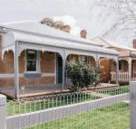 Dimby Cottage Beautifully Restored Heritage Home - Accommodation in Bendigo