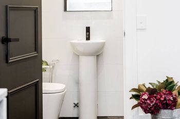 Stylish & Grand Potts Point H354 - Accommodation in Bendigo 2