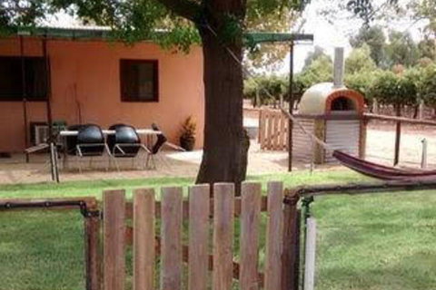 The Pickers Hut - Accommodation in Bendigo 5