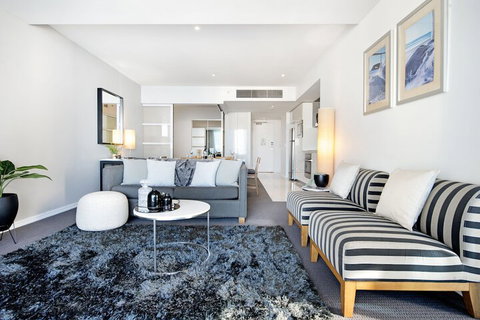 H Residences 2 Bedroom Ocean View In Surfers Paradise - Accommodation in Bendigo 1