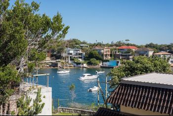 Stylish 2 Bdr Overlooking Parsley Bay H379 - Accommodation in Bendigo 2