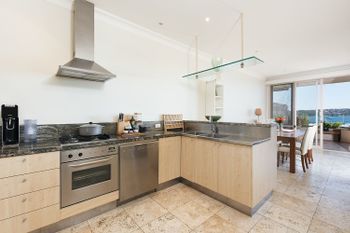 Stylish 2 Bdr Overlooking Parsley Bay H379 - Accommodation in Bendigo 3