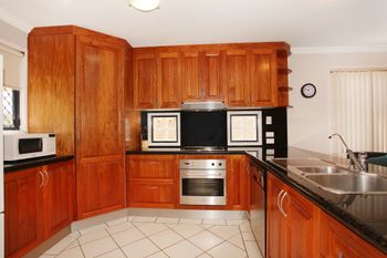 Oomoo 27a - Accommodation in Bendigo 4