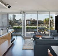 Elegant Elizabeth Bay H374 - Accommodation in Bendigo