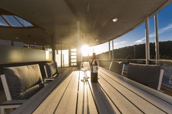 3 Bedroom Waterfront Penthouse On The Hawkesbury - Accommodation in Bendigo 5