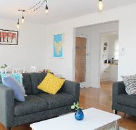 Newly Renovated Unit Waters Edge - Accommodation in Bendigo