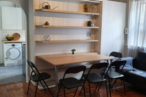 Incredible Location 2 Bedroom Bondi Beach Apartment - Accommodation in Bendigo 3