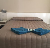 Lake Lefroy Motel  Bar - Accommodation in Bendigo