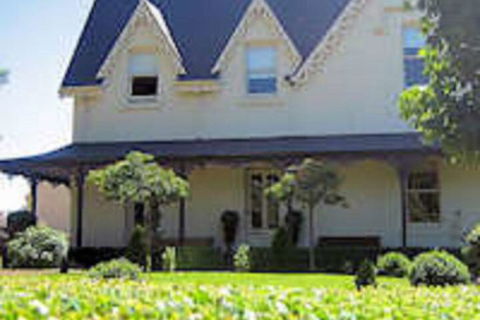 The Stable Lofts - Accommodation in Bendigo 2