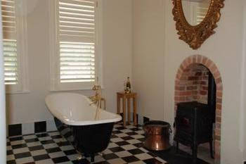 Heritage Retreat - Accommodation in Bendigo 3