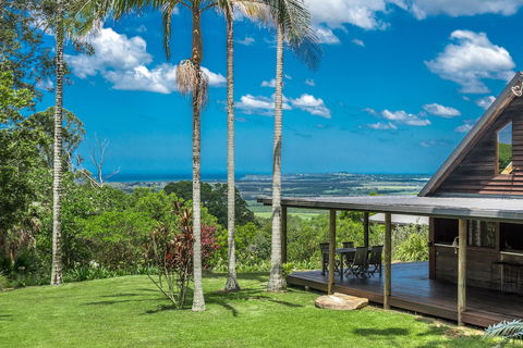 Your Luxury Escape - Cedar View - Accommodation in Bendigo 0