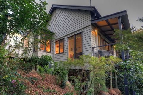 Montville Misty View Cottages - Accommodation in Bendigo 5