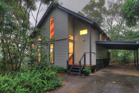 Montville Misty View Cottages - Accommodation in Bendigo 6