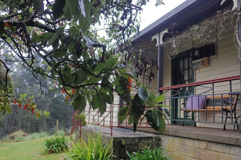 Glenbrook House And Cottage - Accommodation in Bendigo 4