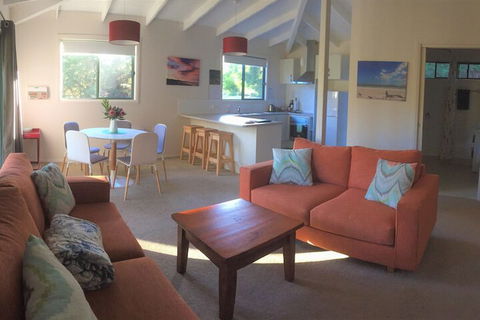 Sandpiper Ocean Cottages - Accommodation in Bendigo 3