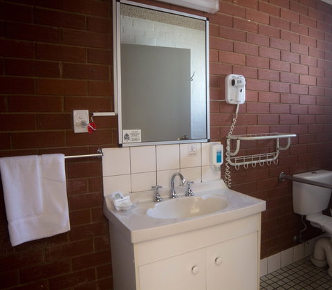 Junction Motel Wagga - Accommodation in Bendigo 5