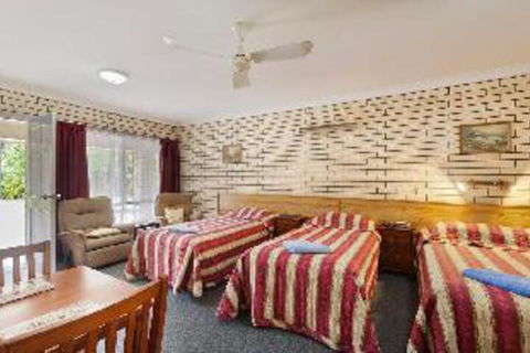 Sapphire Motel Coffs Harbour - Accommodation in Bendigo 3
