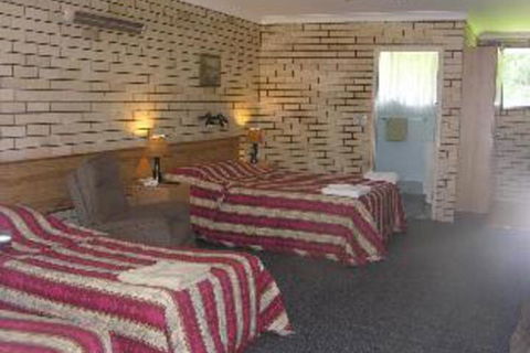 Sapphire Motel Coffs Harbour - Accommodation in Bendigo 2