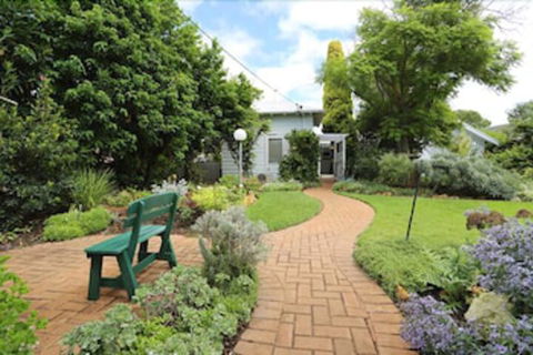 Jacaranda Guest House - Accommodation in Bendigo 0