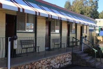 Peak Hill Golden Peak Budget Motel - Accommodation in Bendigo 0