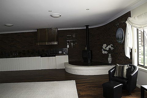 Cole House Apartments - Accommodation in Bendigo 4