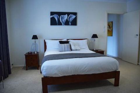 Cole House Apartments - Accommodation in Bendigo 0