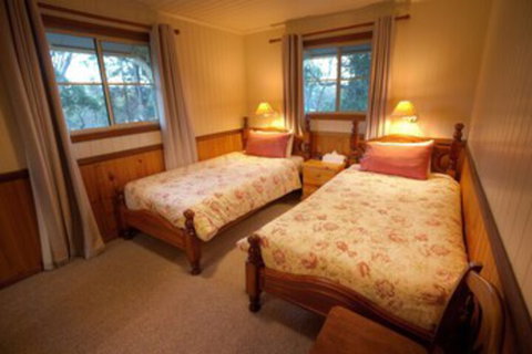 Accommodation Creek Cottages - Accommodation in Bendigo 0