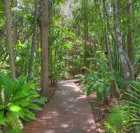Montville Grove - Accommodation in Bendigo