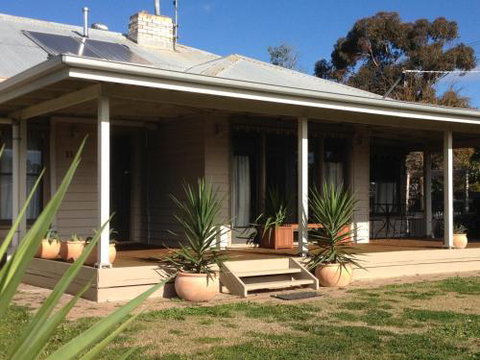 Ploughmans On Ivy - Accommodation in Bendigo 6