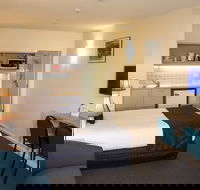 Shoreline Hotel - Accommodation in Bendigo