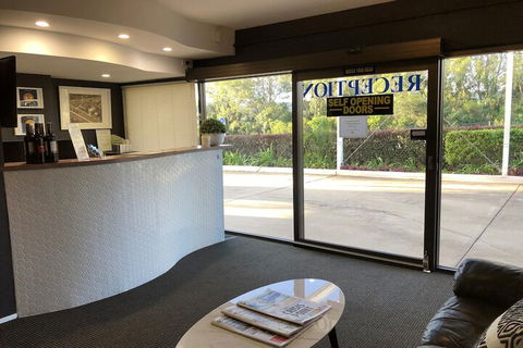 Logan City Motor Inn - Accommodation in Bendigo 4
