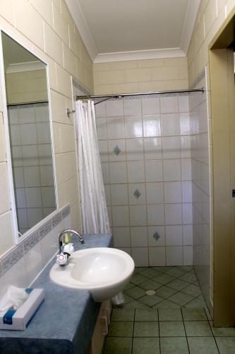 Overflow Motor Inn - Accommodation in Bendigo 6