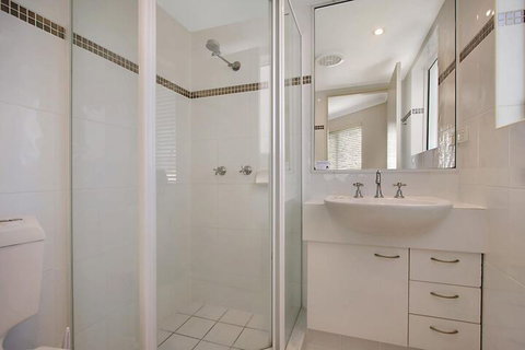 Le Beach Apartments - Accommodation in Bendigo 6