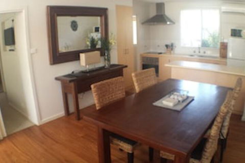 Oceana Holiday Units - Accommodation in Bendigo 0