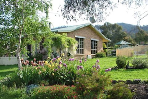Halls On Falls Homestead - Accommodation in Bendigo 0