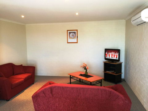 Heritage House Motel & Units - Accommodation in Bendigo 5