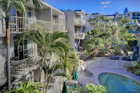 Surf Dance - Accommodation in Bendigo 0