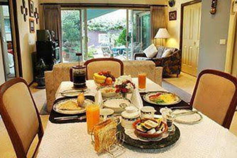 Woodland By The Bay & Puddleduck Cottage - Accommodation in Bendigo 6