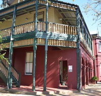 Leura House - Accommodation in Bendigo