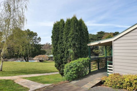 Neerim Country Cottages - Accommodation in Bendigo 0