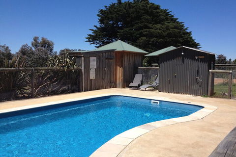 Neerim Country Cottages - Accommodation in Bendigo 4