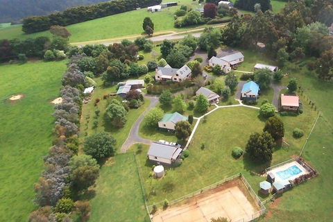 Neerim Country Cottages - Accommodation in Bendigo 1