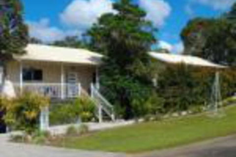 Tinaroo Sunset Retreat - Accommodation in Bendigo 0