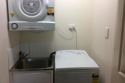 Tinaroo Sunset Retreat - Accommodation in Bendigo 2