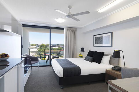Oaks Mackay Carlyle Suites - Accommodation in Bendigo 5